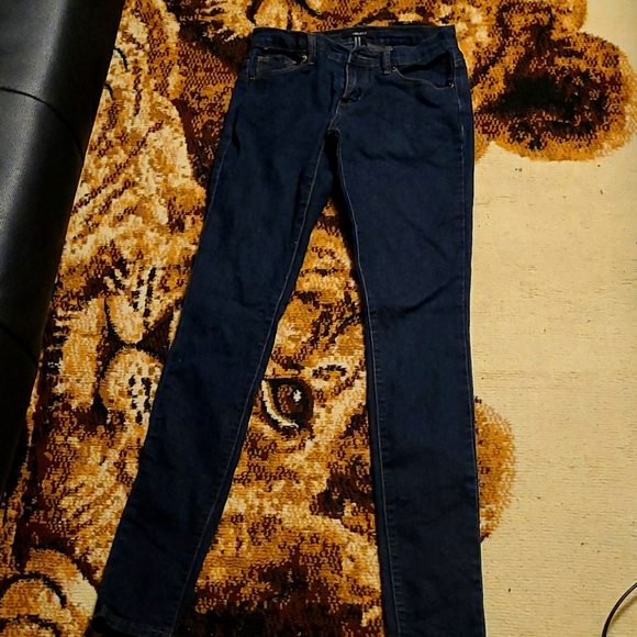 Jeans - Picture 1 of 1